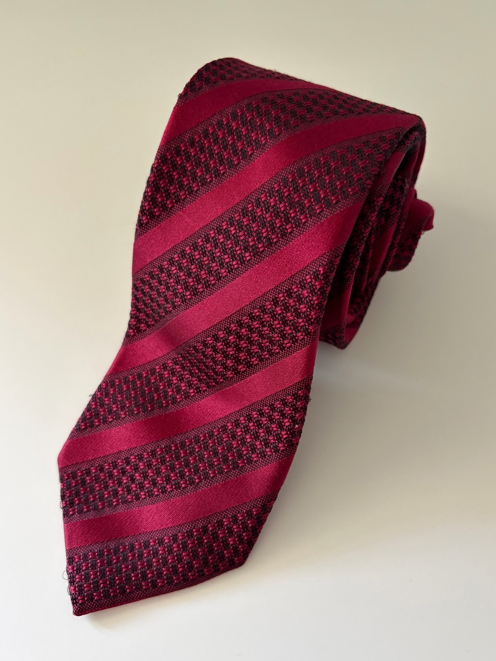 Pronto Uomo Men's Tie 100% Silk Red